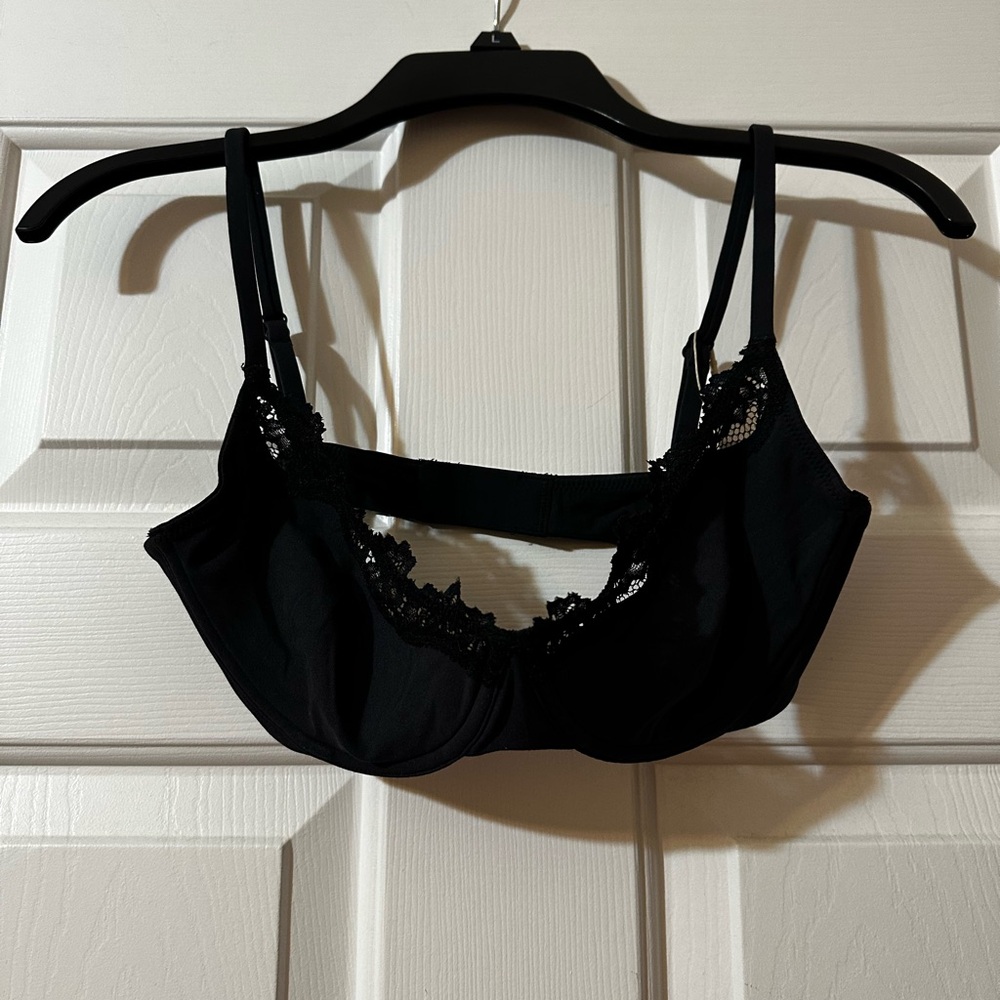 BNWT Skims Fits Every Body Lace Underwire Bra 34D